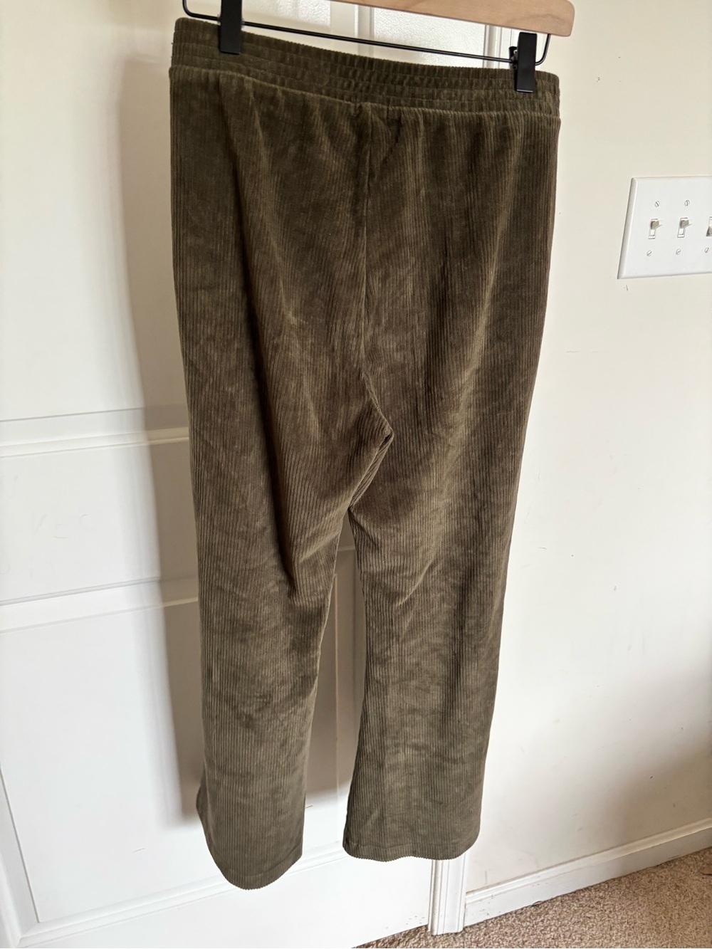 Aerie Groove-On Rib Velour Flare Pants - Picture 2 of 4
